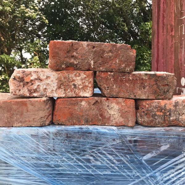 Reclaimed Cobbles and Stone