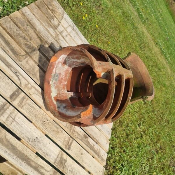 Hooded Three Bowl Louvered Chimney Top The Reclaimed Company