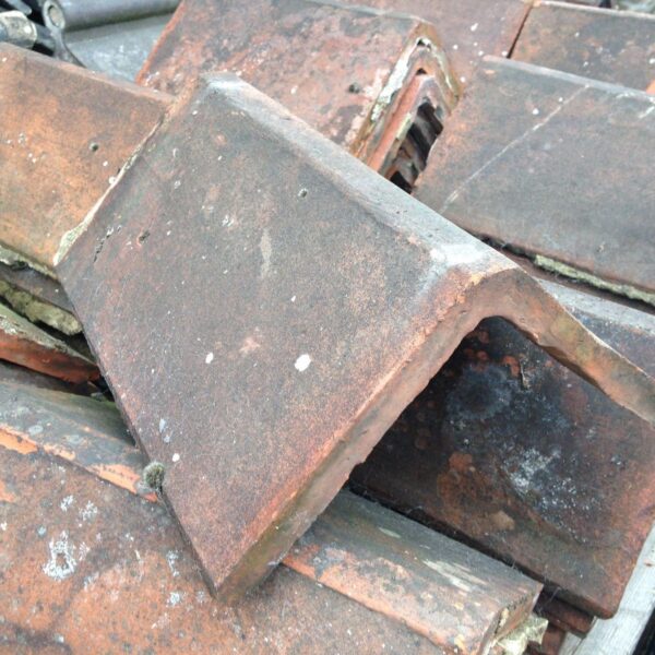 Plain Angle Clay Ridge Tile