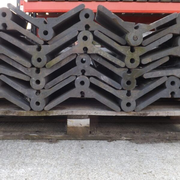 Alternative view of Black clay roll top ridge
