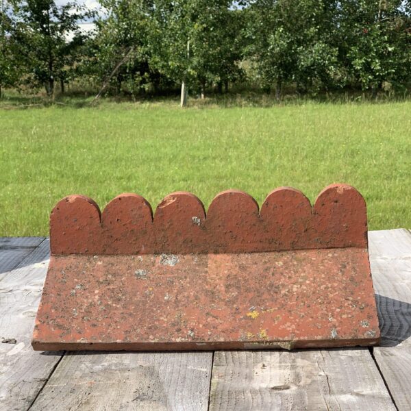 Alternative view of Decorative clay ridge tiles