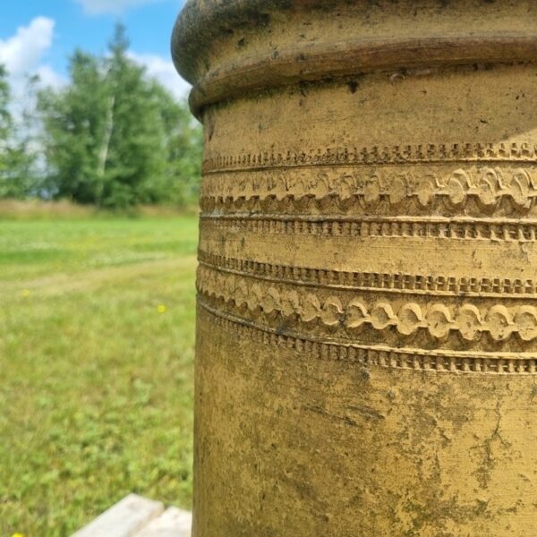 Beautiful Buff Decorative Round Chimney Pot The Reclaimed Company