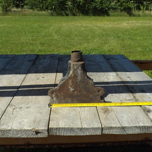 Alternative view of Hopper head | Cast iron