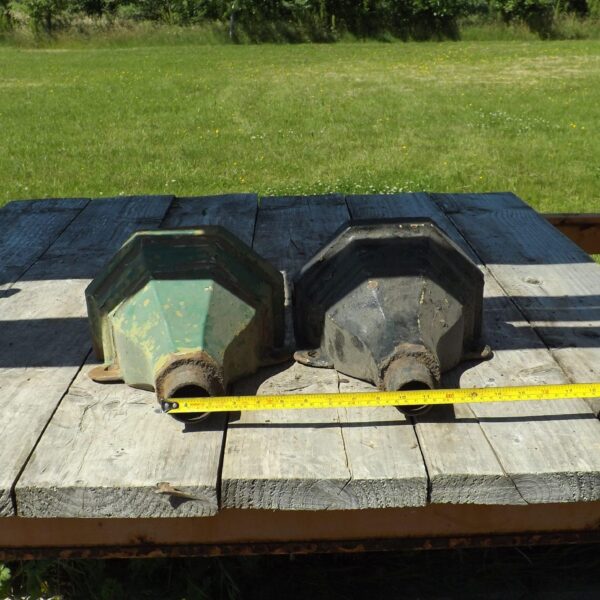 Alternative view of Hopper head | Cast iron