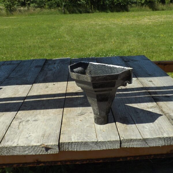 Hopper head | Cast iron