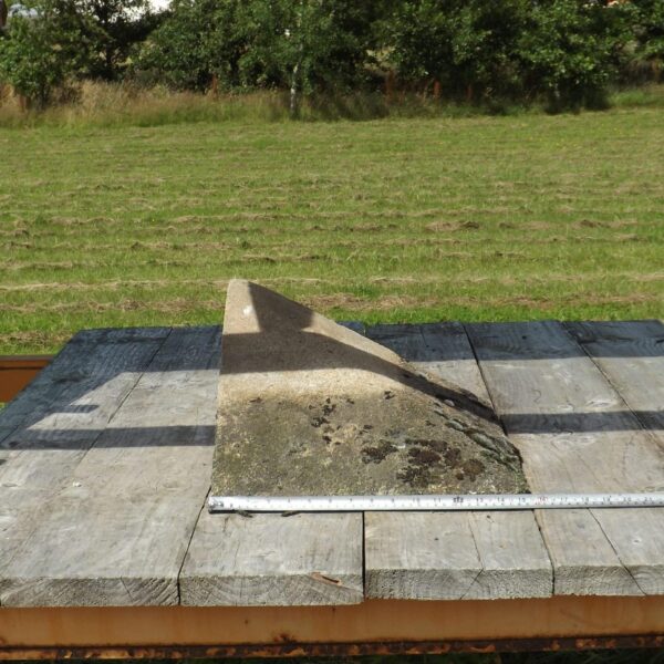 Alternative view of Bonnet hip tile | Hardrow