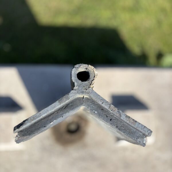 Capped Roll Top Ridge