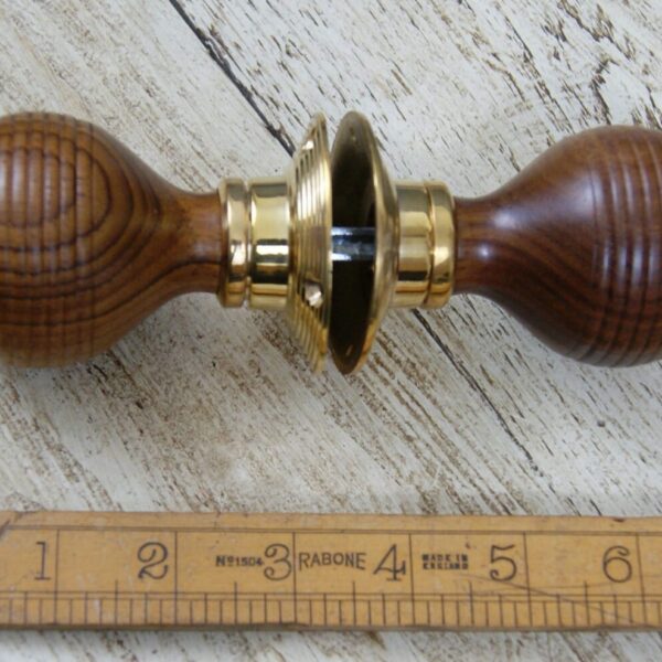 Door Knob Set Beehive Teak / Brass 50mm