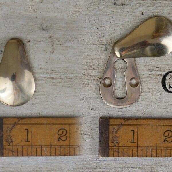 Escutcheon Peardrop Brass 50mm