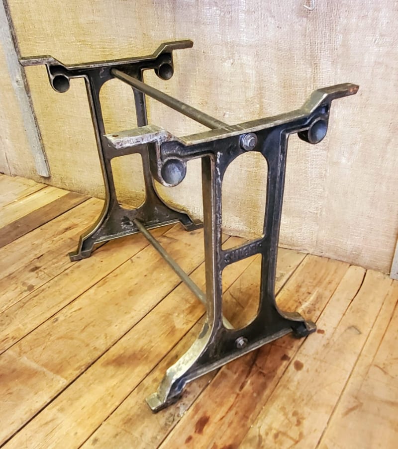 Table End Frame VALIANT (rod sep) Heavy Cast Iron 650mm - Image 3