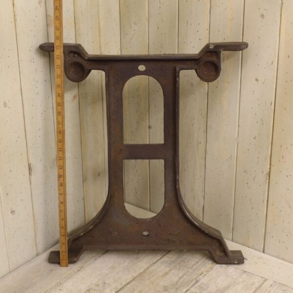 Table End Frame VALIANT (rod sep) Heavy Cast Iron 650mm