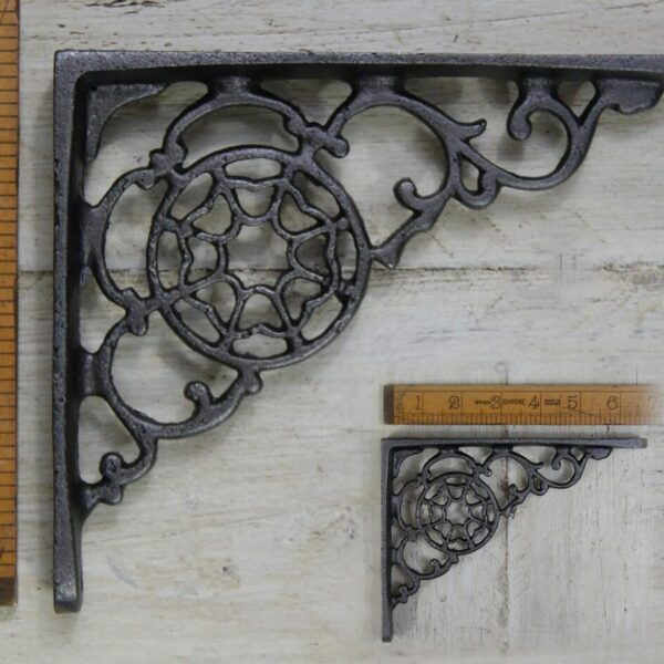 Shelf Bracket COBWEB Design Cast Antique Iron 125mm x 163mm