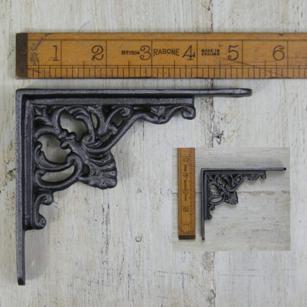 Shelf Bracket FLORET Design Cast Antique Iron 112mm x 125mm