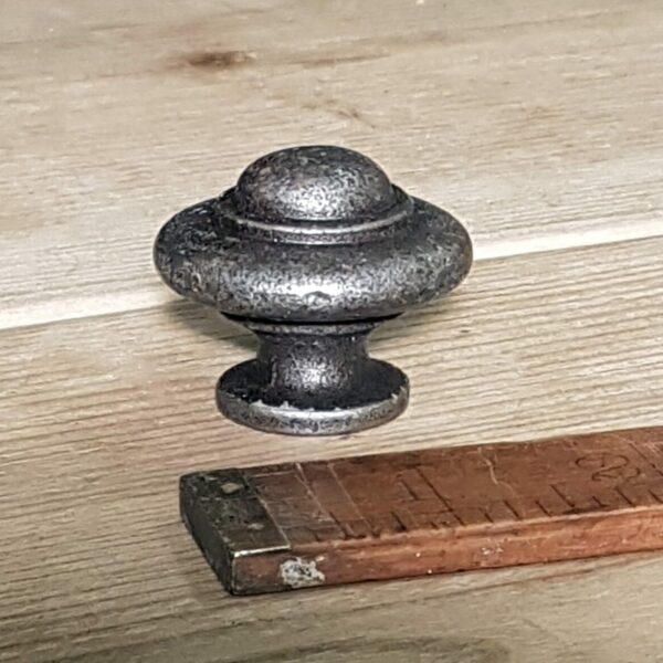 Knob Round Medium Cast Antique Iron 38mm Diameter (AF002AI)