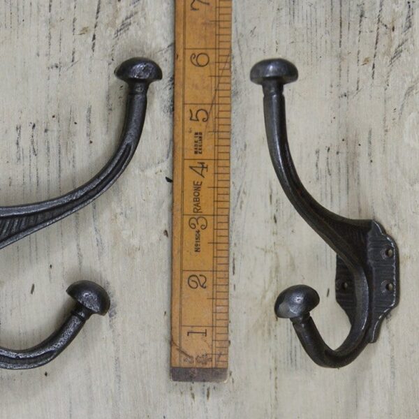 Hat & Coat Hook Lined Large Cast Antique Iron (GE4314)