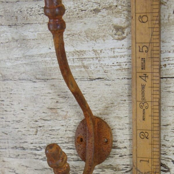 Hat & Coat Hook Acorn 2 Hole Cast Iron Rust 175mm