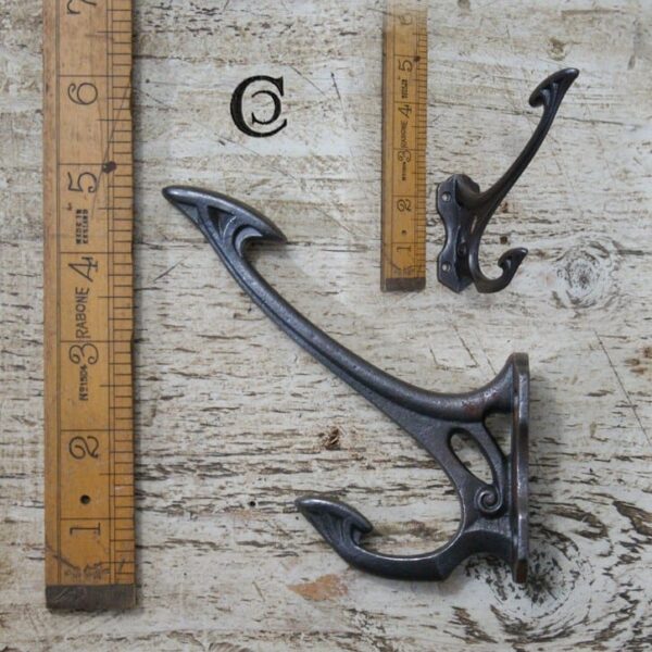 Hat & Coat Hook MONROE Cast Antique Iron 150mnm