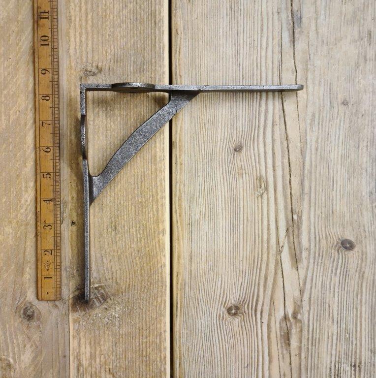 Shelf Bracket GALLOWS Plain Lugs Cast Antique Iron 213mm x 213mm - Image 2