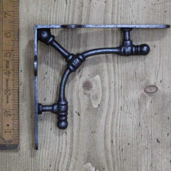 Shelf Bracket ALBION Cast Antique Iron 165mm x 152mm