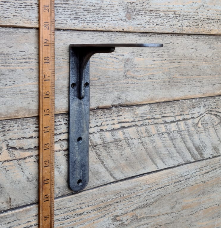 Shelf Bracket SHEFFIELD Cast Antique Iron 170mm x 225mm - Image 2