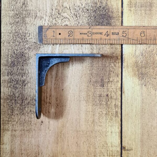 Shelf Bracket SHEFFIELD Cast Antique Iron 90mm x 90mm