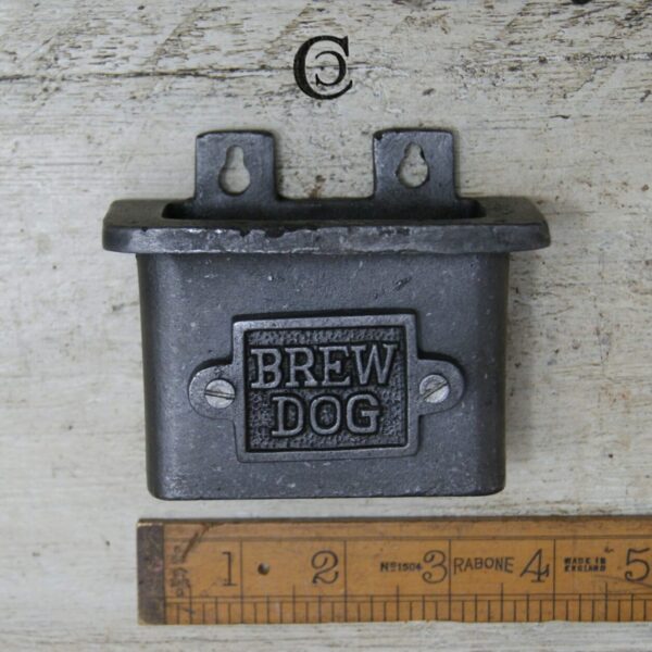 Alternative view of Plaque BREW DOG Cast Antique Iron (fits cap catcher)
