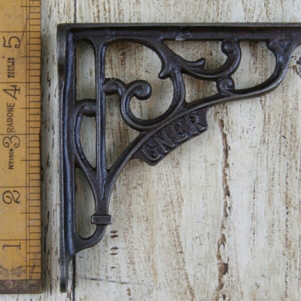 Shelf Bracket GNER Cast Antique Iron 125mm x 125mm