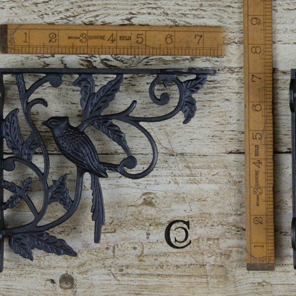 Shelf Bracket Single Bird Cast Antique Iron 178mm x 190mm
