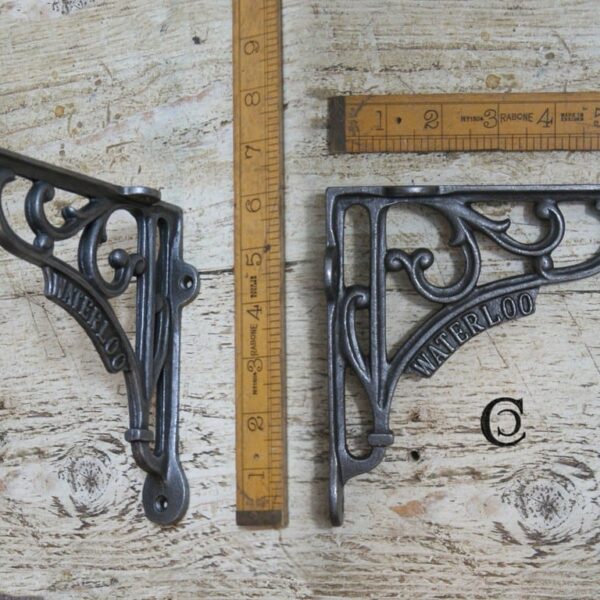 Shelf Bracket WATERLOO Heritage Cast Antique Iron 150mm x 150mm