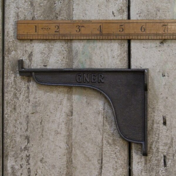 Shelf Bracket Lip Railway GNER Window Box Cast Antique Iron 150mm