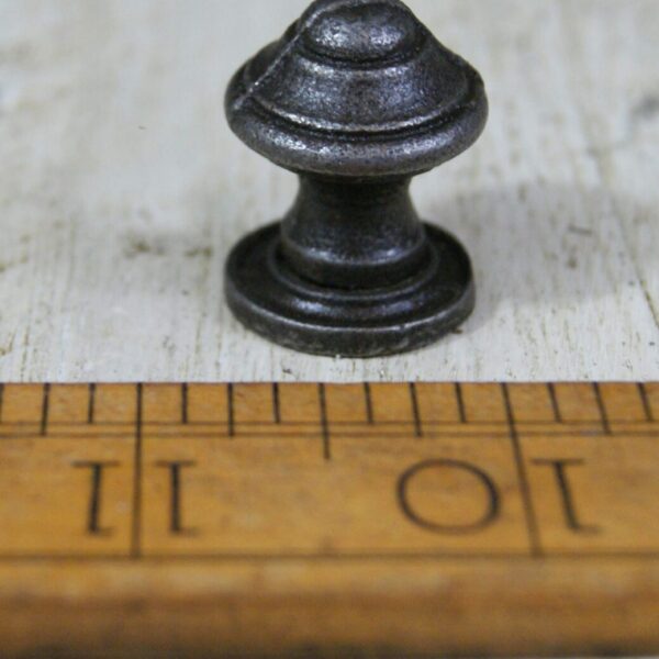 Knob & Base Plate Victorian Cast Antique Iron 20mm Diameter