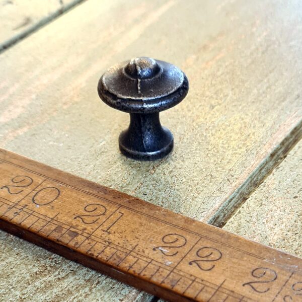 Knob & Base Plate Victorian Cast Antique Iron 25mm Diameter
