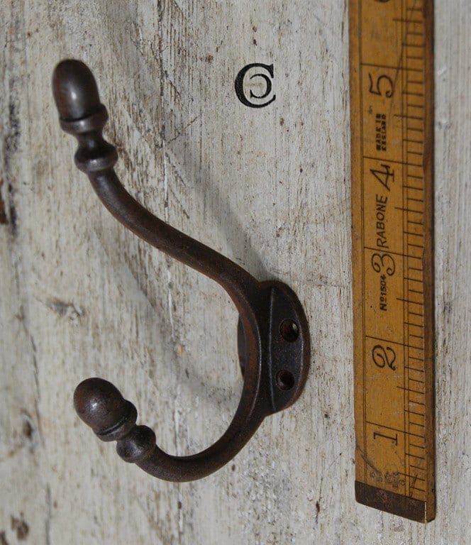 Hat & Coat Hook ACORN Tips 4 Hole Antique Iron 130mm