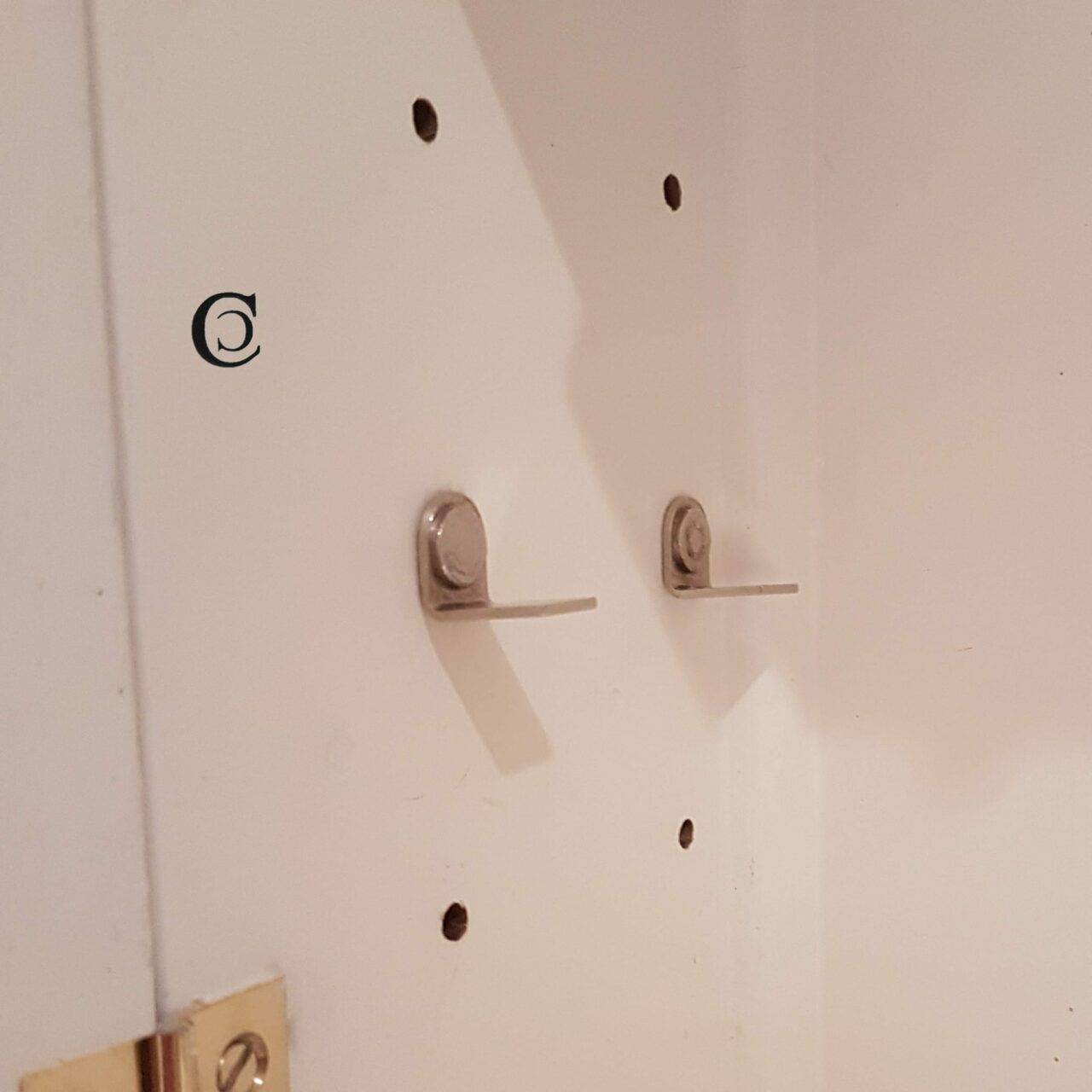 Shelf Support Stud Right Angled (fits 111A socket) No180A NP - Image 2