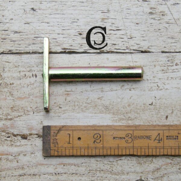 Concealed Shelf Support Solid Horizontal Adjustment YZP 85mm