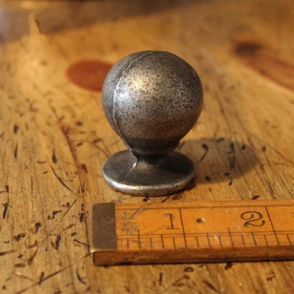 Knob Ball Stem & Back Plate Cast Antique Iron 31mm Diameter M4