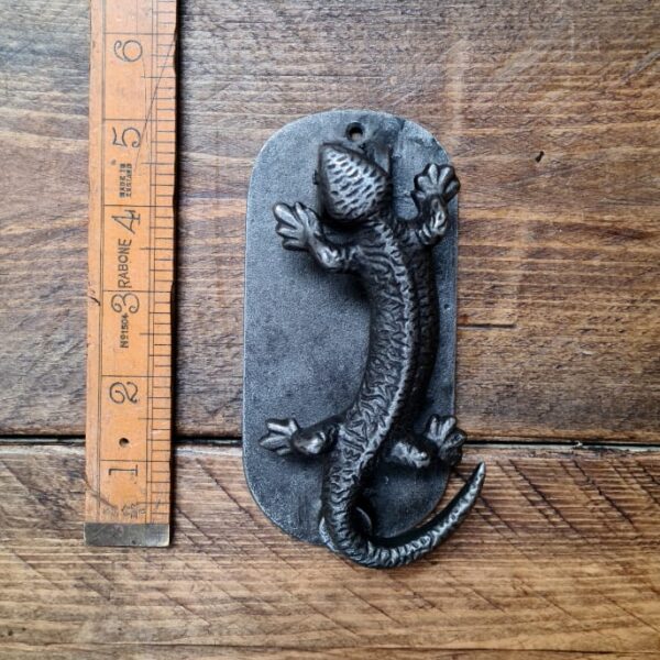 Door Knocker LIZARD Antique Iron 127mm x 64mm