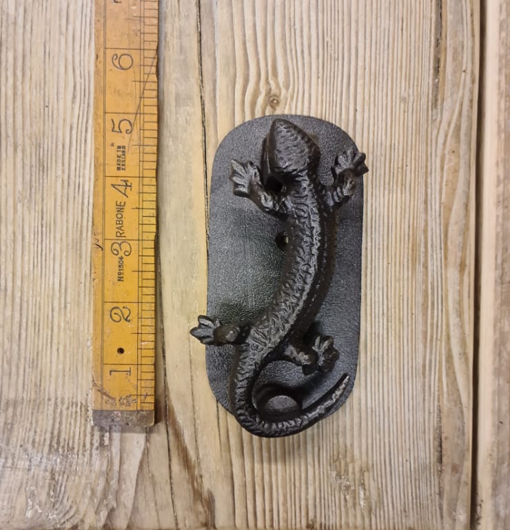 Door Knocker LIZARD Antique Iron - 127mm x 64mm