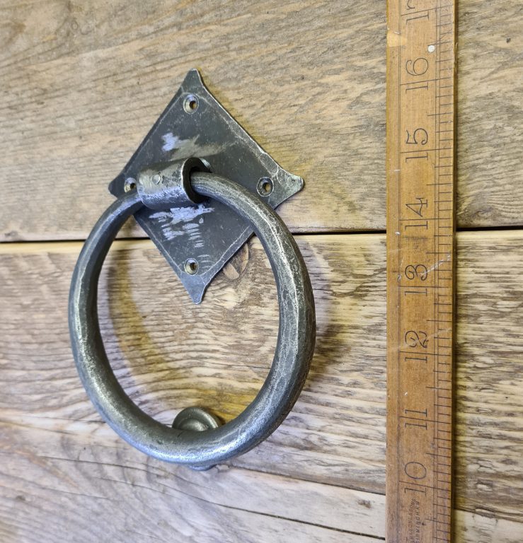 Door Knocker Round CONSORT Heavy Hand Forged Antique Iron 140mm - Image 2