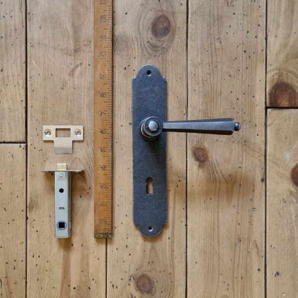 Door Handles & Backplates