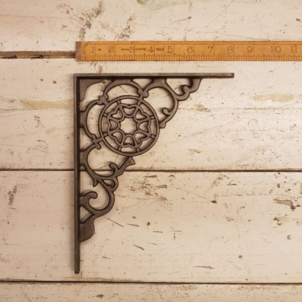 Alternative view of Shelf Bracket COBWEB Design Cast Antique Iron 203mm x 267mm