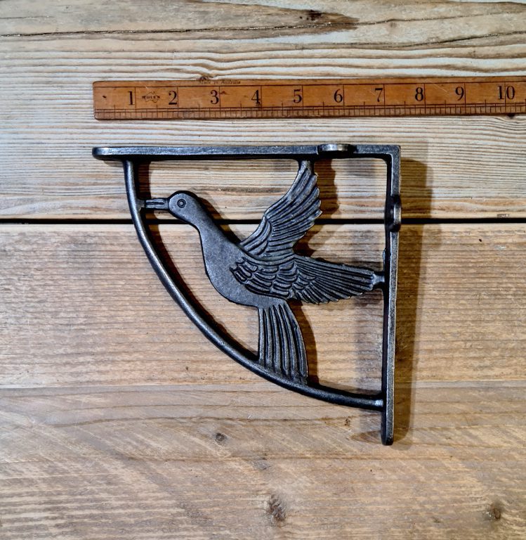Shelf Wall Bracket DOVE Antique Cast Iron 175mm x 175mm also see D161 - Image 2