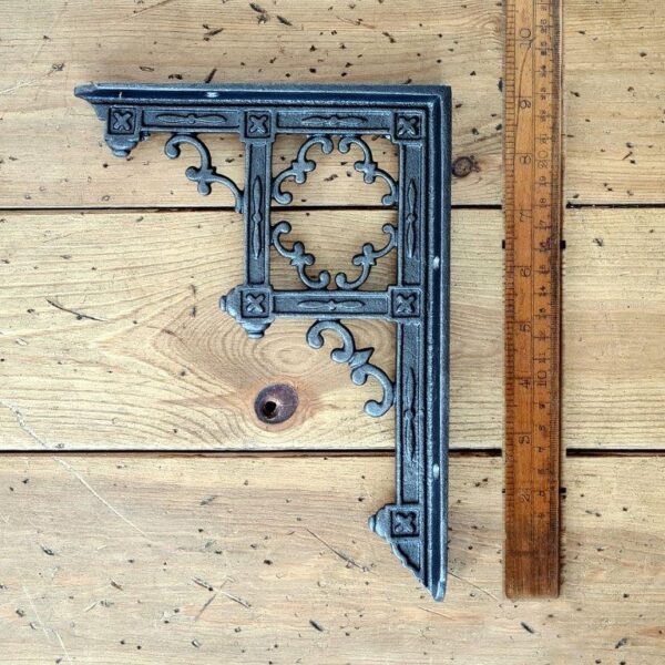 Alternative view of Shelf Bracket TEMPLE Design Cast Antique Iron 170mm x 235mm