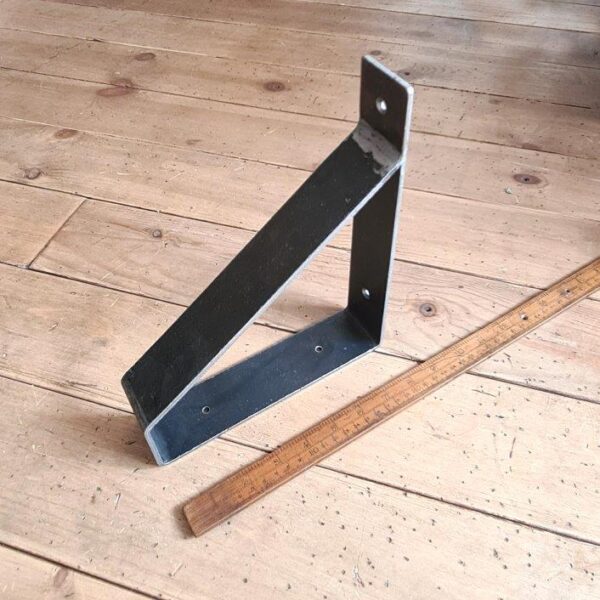 Shelf Bracket Utility CELTIC Antique Iron 200mm Int