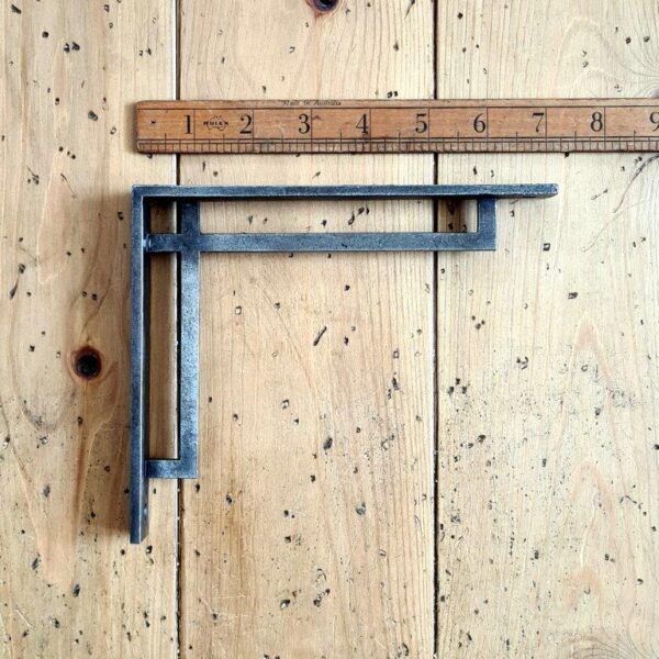 Alternative view of Shelf Bracket ART DECO MORRIS Cast Antique Iron 150mm x 180mm