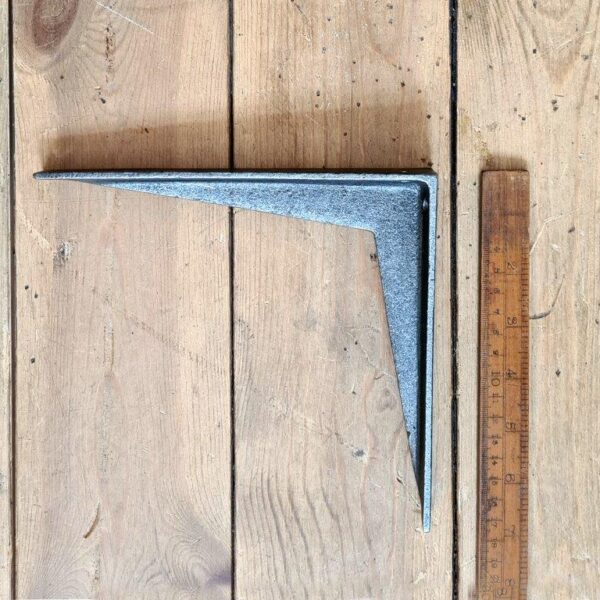 Alternative view of Shelf Bracket PLAIN VOLE Design Cast Antique Iron 170mm x 200mm