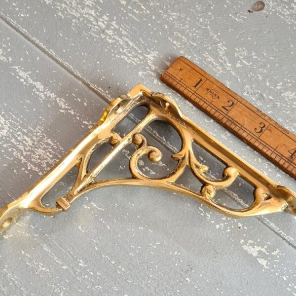 Alternative view of Shelf Bracket HERITAGE Solid Brass 125mm x 125mm