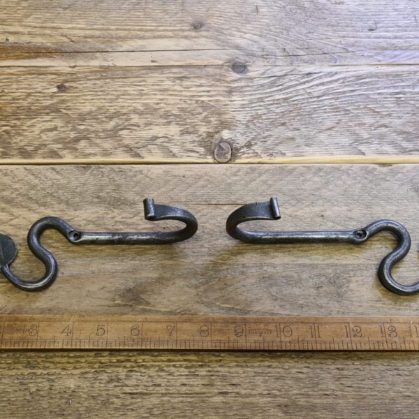 Alternative view of Left Hand Gothic Leaf Hook Hand Forged Antique Iron 190mm