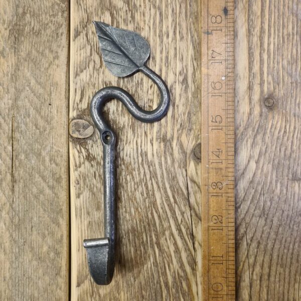 Right Hand Gothic Leaf Hook Hand Forged Antique Iron 190mm