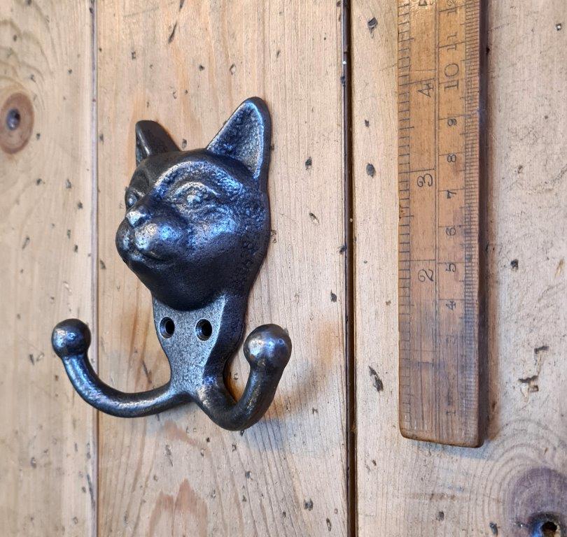 Coat Hook Double CAT FACE Cast Antique Iron 95mm - Image 2